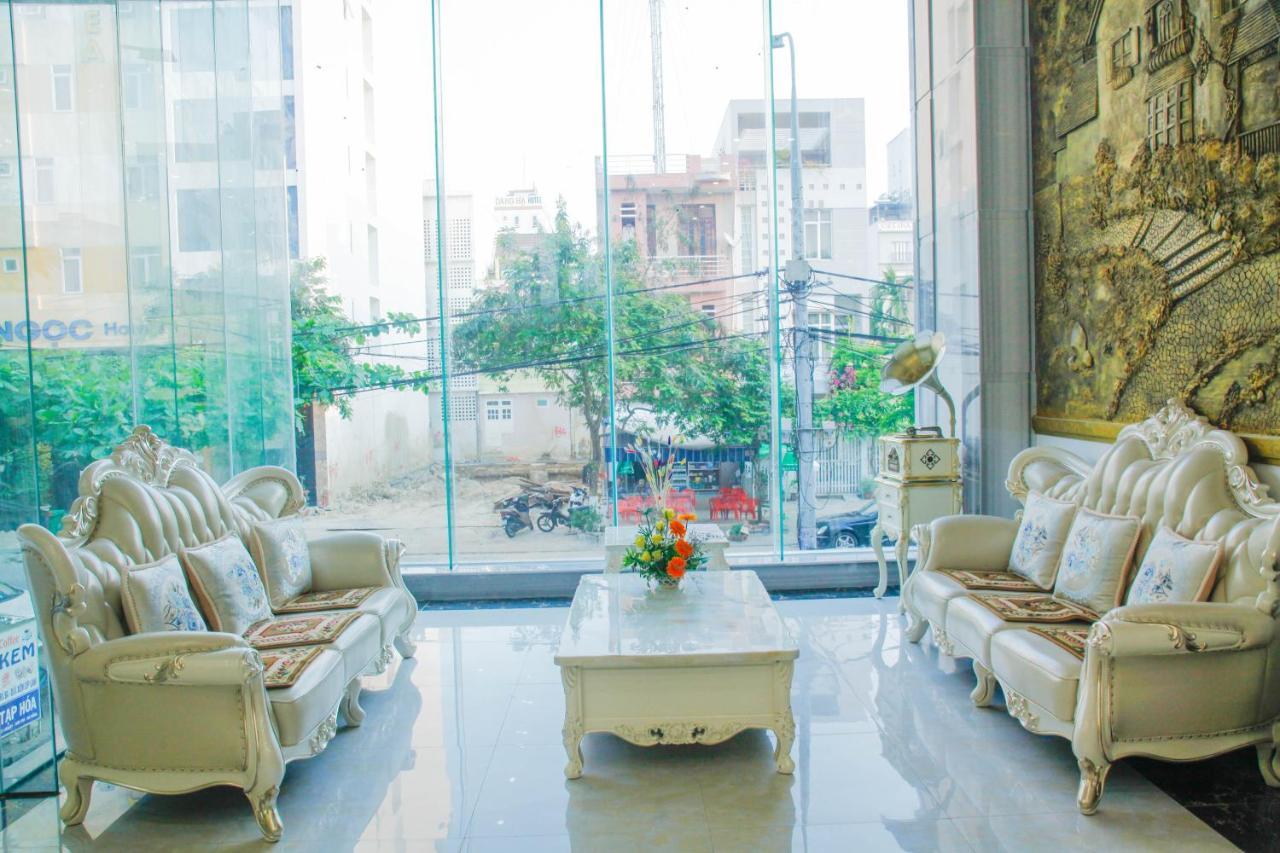 Royal Beach Hotel By Thg Da Nang Esterno foto